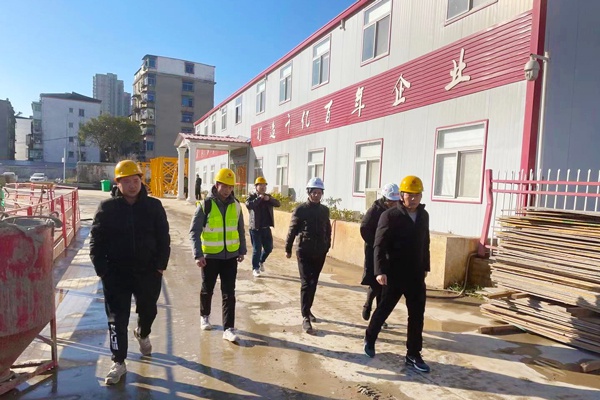 南昌市政建設桃花南路安置房項目冬季施工安全專項檢查6004001.jpg